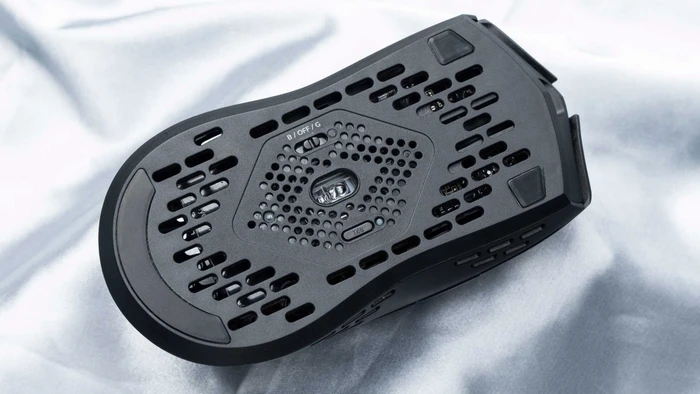 Keychron M1 Wireless Gaming Mouse schwarz, USB/Bluetooth