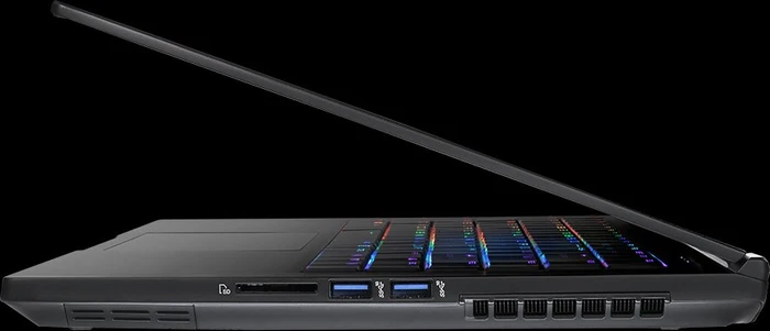 ADATA XPG Xenia 15 KC, Core i7-11800H, 32GB RAM, 1TB SSD, GeForce RTX 3070, EN