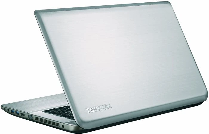 Toshiba Satellite P70-A-126, silber, Core i7-4700MQ, 32GB RAM, 256GB SSD, 3TB HDD, GeForce GT 745M, DE