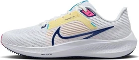 Nike Pegasus 40 white/photon dust/fierce pink/deep royal blue (Damen)