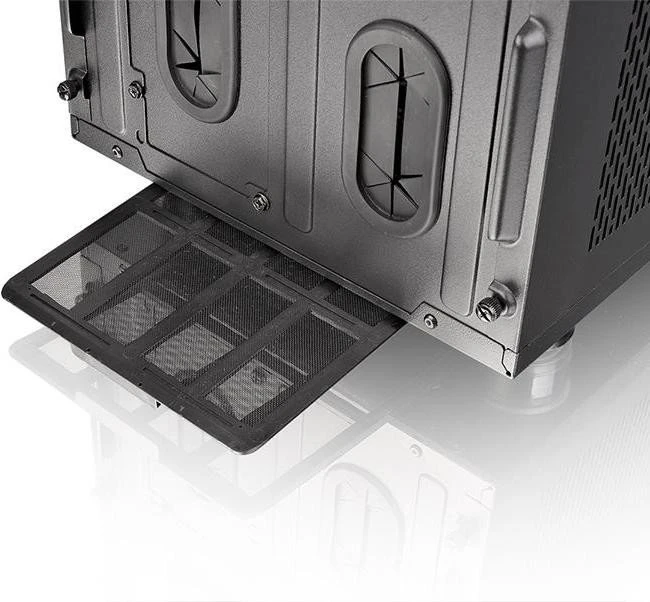 Thermaltake Core X71 Tempered Glass Edition, Glasfenster