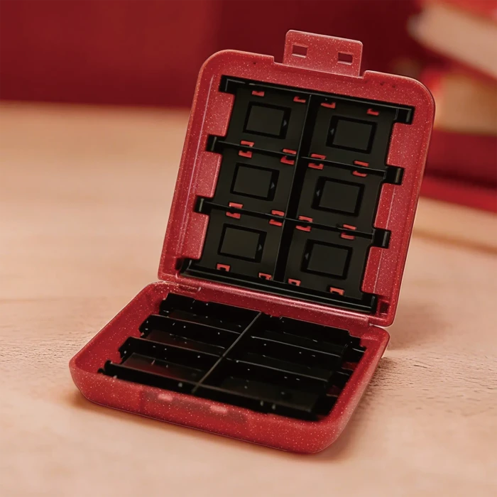 Hori 24 Spiele Kartenetui Pokemon Pixel red (Switch 2)
