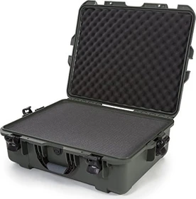 Nanuk 945 Koffer mit Schaumstoff Olive
