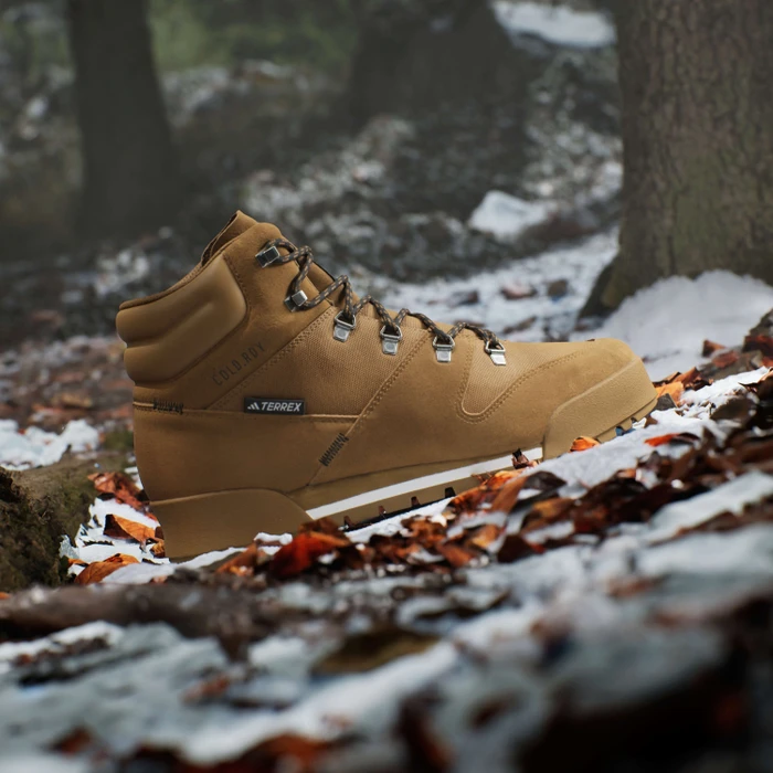 adidas Terrex Snowpitch Cold.RDY bronze strata/semi impact orange