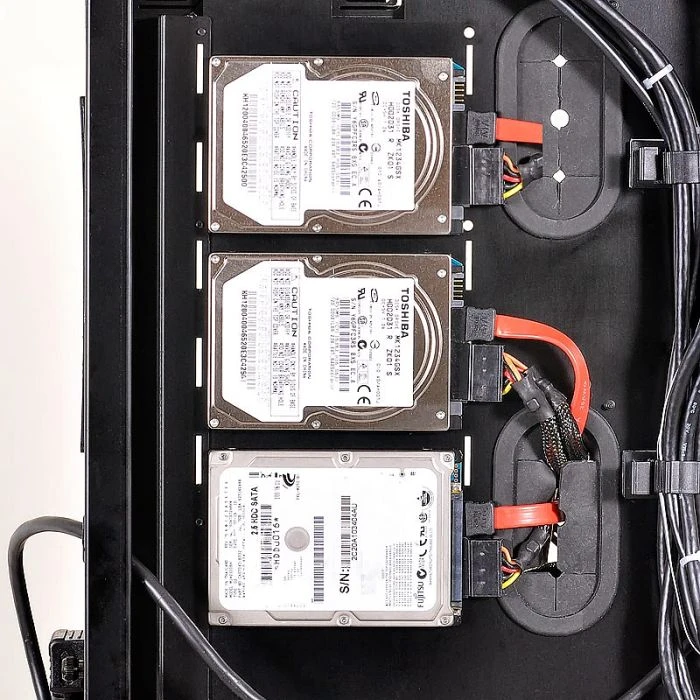 Lian Li PC-A51WRX schwarz/rot, Acrylfenster