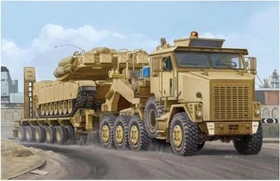 HobbyBoss M1070 Truck Tractor & M1000 Heavy Equipment Transporter Semi-trailer