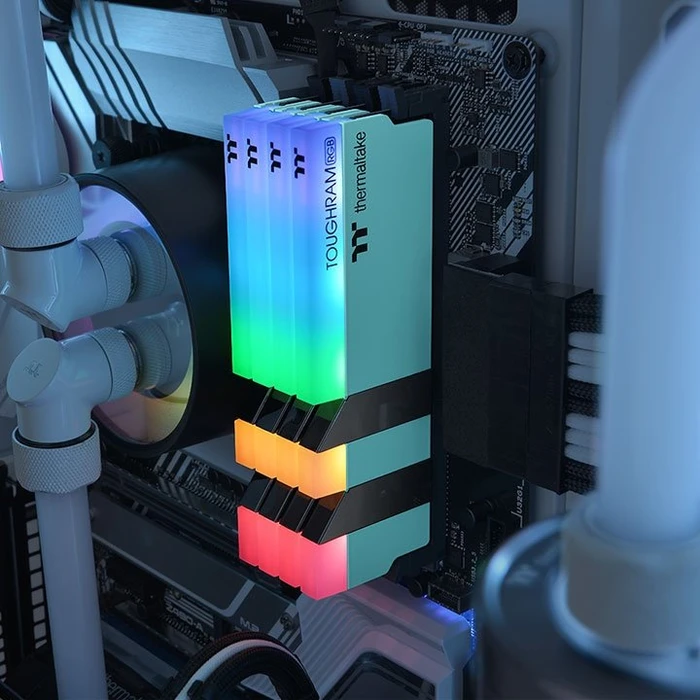 Thermaltake Toughram RGB Memory Turquoise UDIMM 16GB Kit, DDR4-3600, CL18-19-19-39