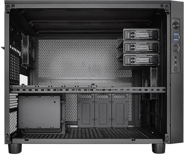 Thermaltake Core X5, Acrylfenster