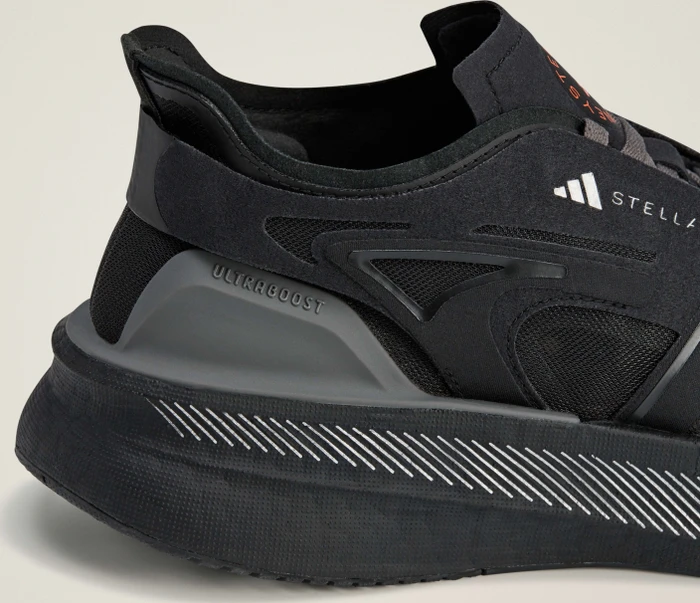 adidas Ultraboost 5 core black/crew orange/charcoal (Damen)