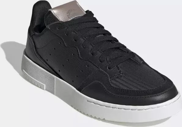 adidas Supercourt core black/crystal white/platinum metallic (Damen)