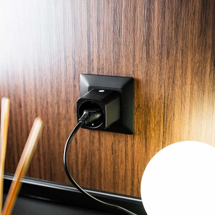 Shelly Plug M Gen3, schwarz, 3000W, Smart-Steckdose