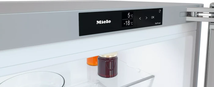 Miele KFN 4797 CD edelstahl clean steel
