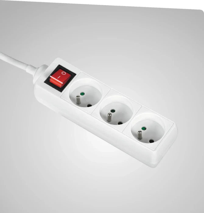 Hama Standard-Steckdosenleiste Typ E mit Schalter und Winkel-Flachstecker, 3-fach, 1.5m, weiß