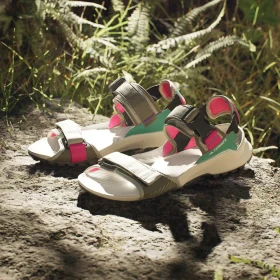 adidas Terrex Hydroterra sesame/core black/real magenta