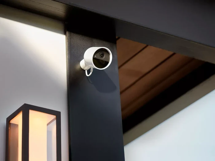 Philips Hue Secure 2K Kamera, kabelgebunden, weiß