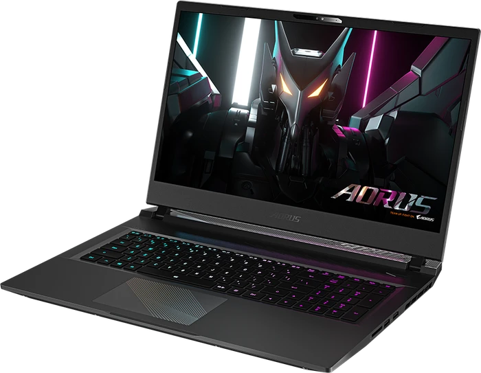 GIGABYTE AORUS 17, Core i7-13620H, 16GB RAM, 1TB SSD, GeForce RTX 4070, DE