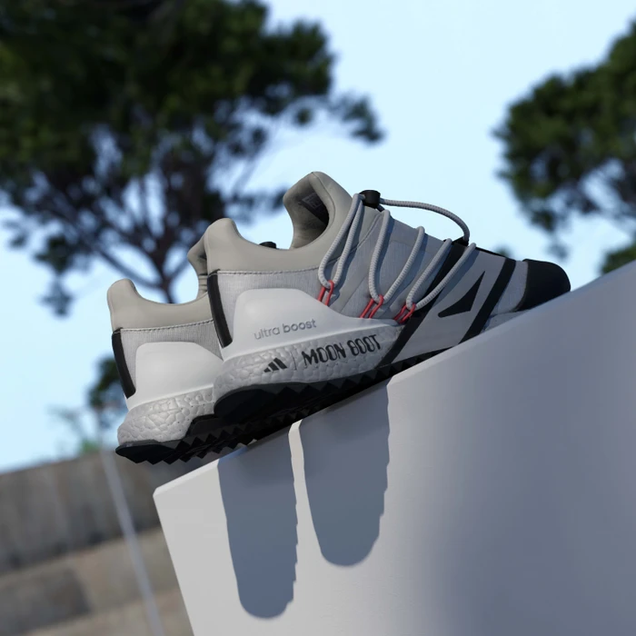 adidas x Moon Boot Ultraboost 1.0 silver metallic/core black/semi lucid red
