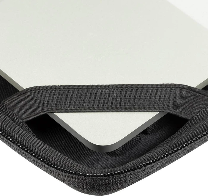 RivaCase 5131 Antishock Hardshell Case für Laptops bis 15.6", schwarz