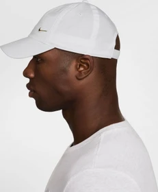 Nike Dri-FIT Club unstrukturierte Metall-Swoosh Kappe white/metallic gold