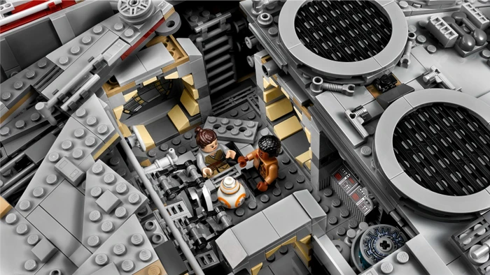 LEGO Star Wars Ultimate Collector Series - Millennium Falcon