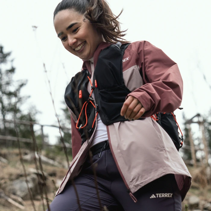 adidas Terrex Multi 2L Rain.RDY Funktionsjacke preloved fig/burgundy (Damen)