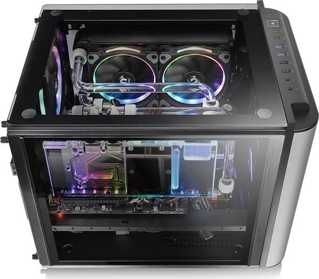 Thermaltake Level 20 VT, Glasfenster