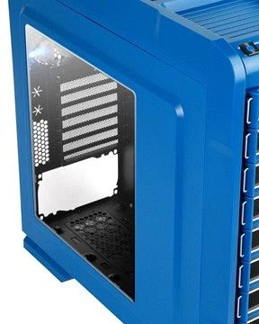 Thermaltake Chaser A31 Thunder Edition, Acrylfenster
