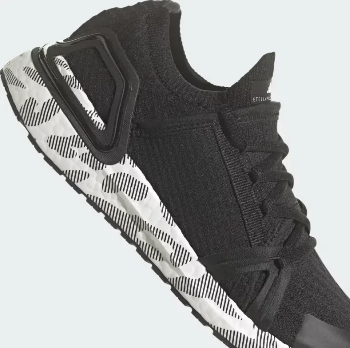 adidas Ultraboost 20 core black/cloud white (Damen)