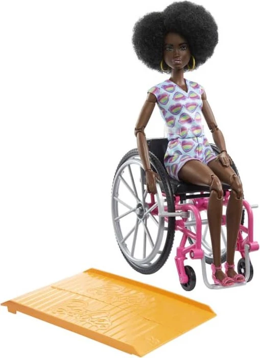 Mattel Barbie - Fashionistas Barbie im Rollstuhl Jumpsuit mit Regenbogenherzen