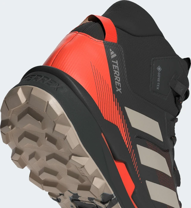 adidas Terrex Skychaser Tech Mid GTX core black/wonder beige/semi impact orange