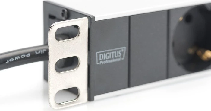 Digitus 19" Steckdosenleiste, 1HE, 8-fach, 240V, 2m