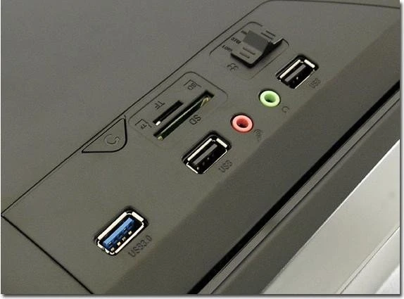 LC-Power Gaming 979B Silver Strike, Acrylfenster