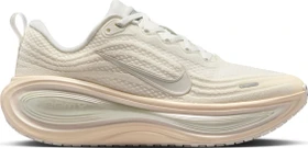 Nike Vomero Plus summit white/phantom/pure platinum/chalk (Damen)