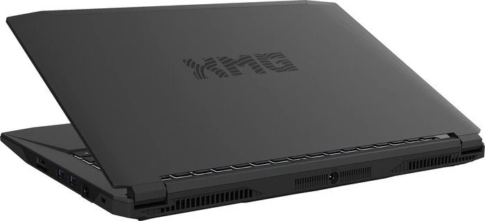 Schenker XMG P407-yhz, Core i7-7700HQ, 8GB RAM, 250GB SSD, GeForce GTX 1050 Ti, DE