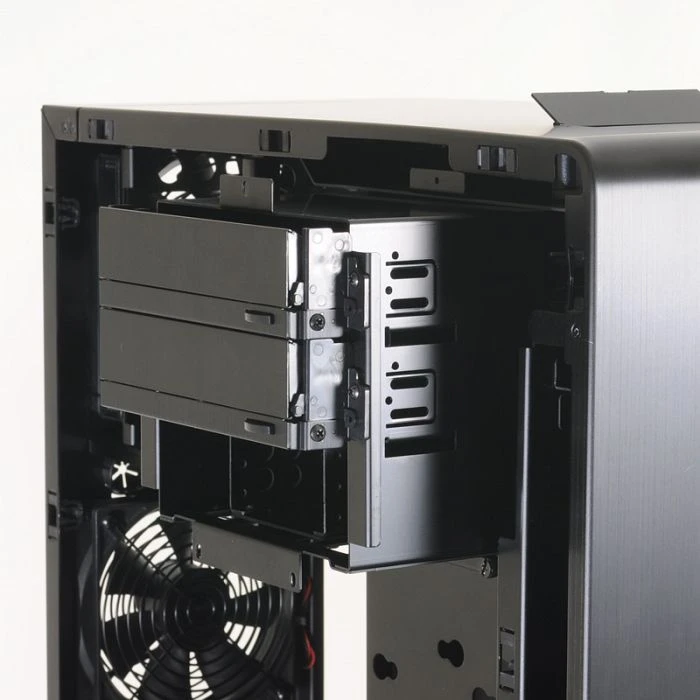 Lian Li TYR PC-X2000FN schwarz, schallgedämmt