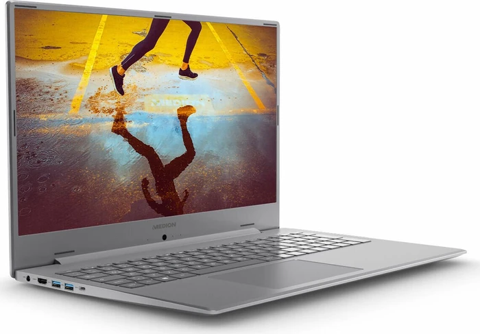 Medion Akoya S17403, Core i5-10210U, 8GB RAM, 512GB SSD, DE