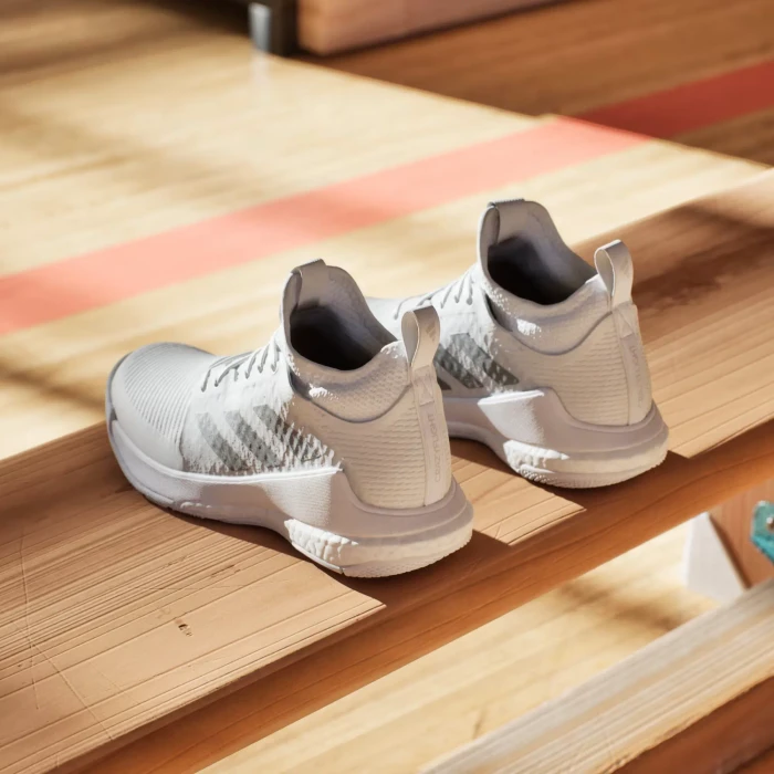 adidas Crazyflight Mid cloud white/silver metallic/grey one (Damen)