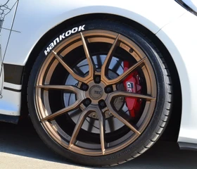 TEC Speedwheels Gt race i 9.5x20 5/112 ET21 (verschiedene Farben)