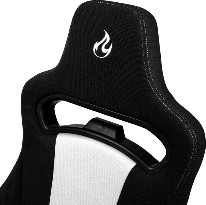 Nitro Concepts E250 Gamingstuhl, schwarz/weiß