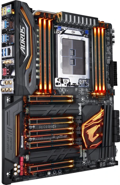 GIGABYTE X399 AORUS Gaming 7 (AMD TR4)
