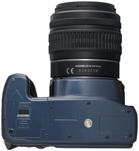 Pentax K-x blau mit Objektiv smc DA L 18-55mm 3.5-5.6 AL
