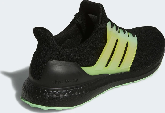 adidas Ultraboost DNA 5.0 core black/cloud white/beam green (Herren)