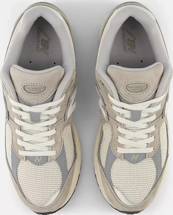New Balance 2002R arid stone/linen