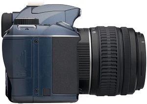 Pentax K-x blau mit Objektiv smc DA L 18-55mm 3.5-5.6 AL