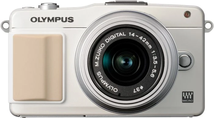 Olympus PEN E-PM2 weiß mit Objektiv M.Zuiko digital 14-42mm 3.5-5.6 II und M.Zuiko digital ED 40-150mm 4.0-5.6