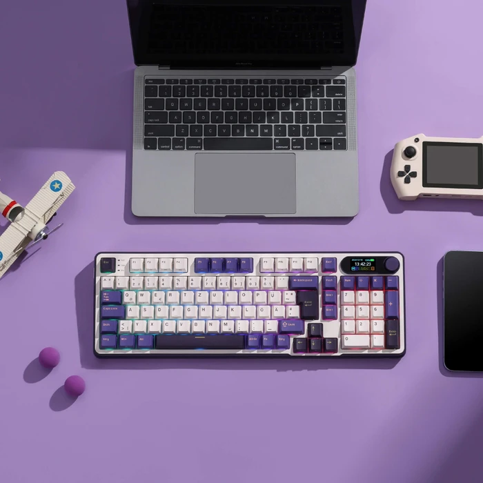 RK Royal Kludge S98, Lavendel Lila, 96%, hot-swap, RK Linear Viridian, USB/Bluetooth, DE