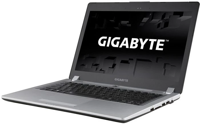GIGABYTE P34G, Core i7-4700HQ, 8GB RAM, 128GB SSD, 750GB HDD, GeForce GTX 760M, DE