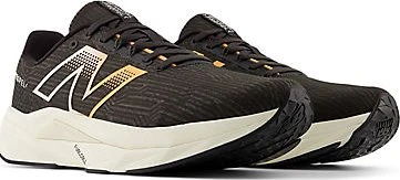 New Balance FuelCell Propel v5 black/hot mango/black cement (Herren)