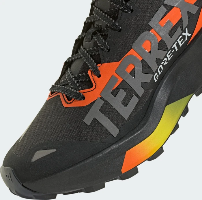 adidas Terrex Agravic GTX 2 core black/grey four/impact orange (Herren)