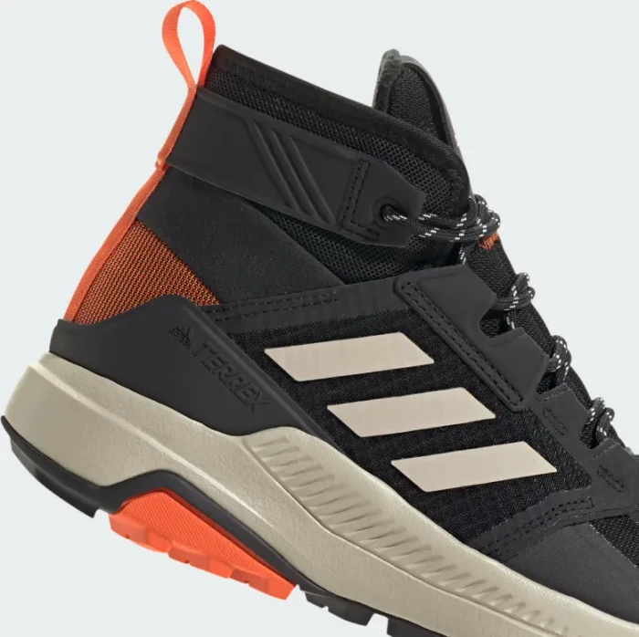 adidas Terrex Trail Maker Mid Cold.RDY core black/wonder beige/semi impact orange (Damen)